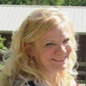 Meet your Posher, Pamela